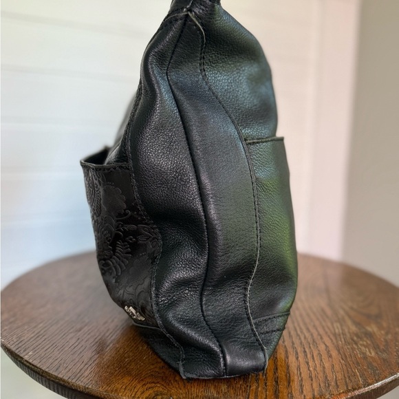 The Sak Black Leather Shoulder Bag - Picture 5 of 11